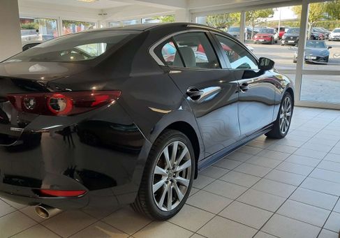 Mazda 3, 2023 3