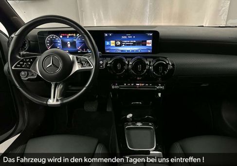 Mercedes-Benz A 180, 2023 3