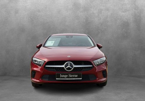 Mercedes-Benz A 200, 2021