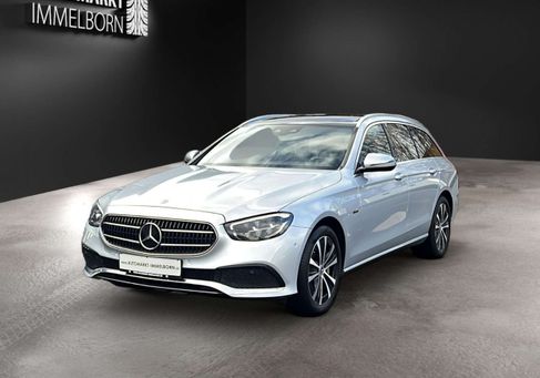 Mercedes-Benz E 300, 2021 3