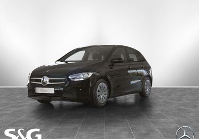 Mercedes-Benz B 250, 2022