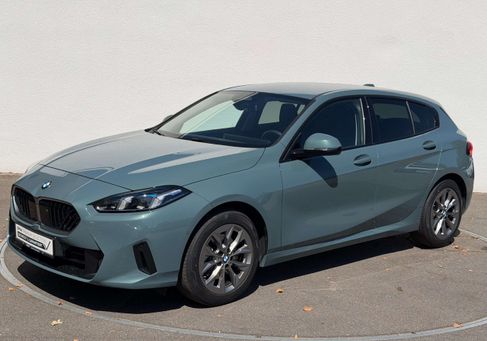BMW 120, 2025