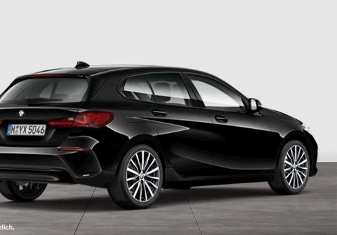 BMW 118, 2023