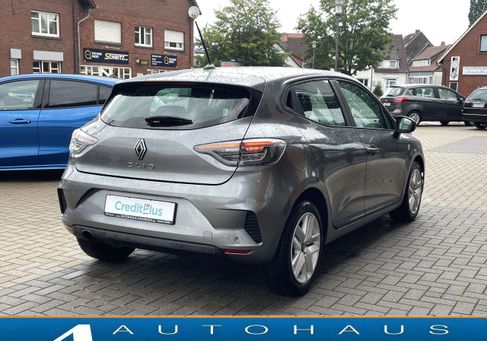 Renault Clio, 2025