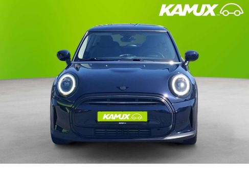 MINI ONE, 2021