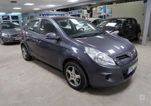 Hyundai i20, 2011