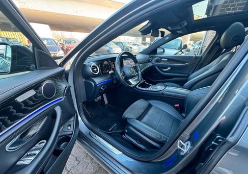 Mercedes-Benz E 220, 2021