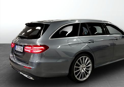 Mercedes-Benz E 200, 2020