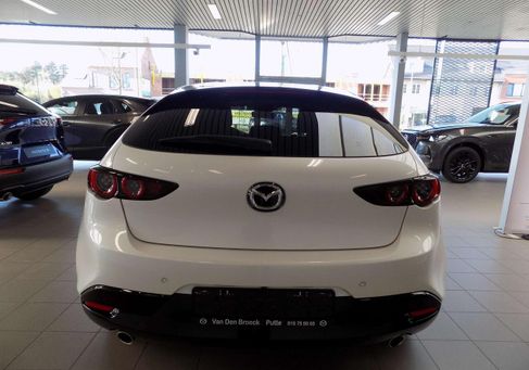 Mazda 3, 2019
