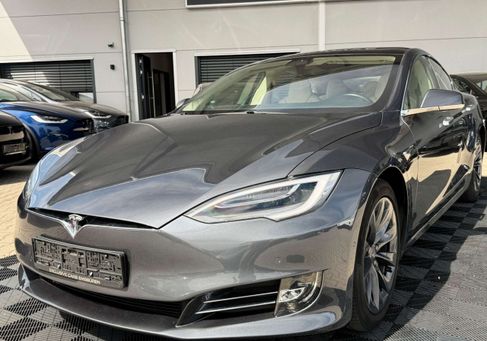 Tesla Model S, 2018