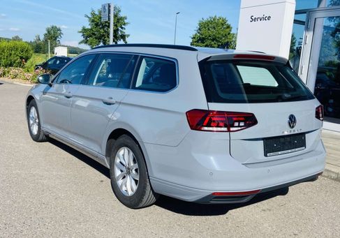 Volkswagen Passat Variant, 2023 3