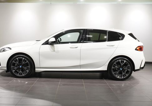 BMW 120, 2026 2