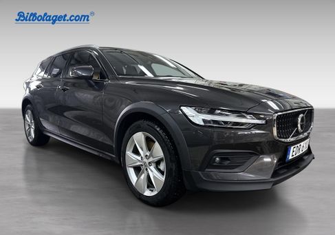 Volvo V60 Cross Country, 2024