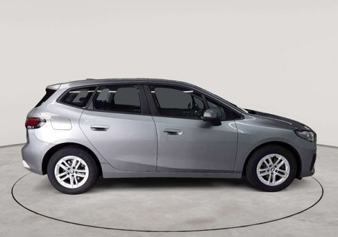 BMW 218, 2022 3