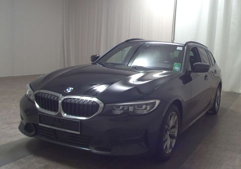 BMW 320, 2021