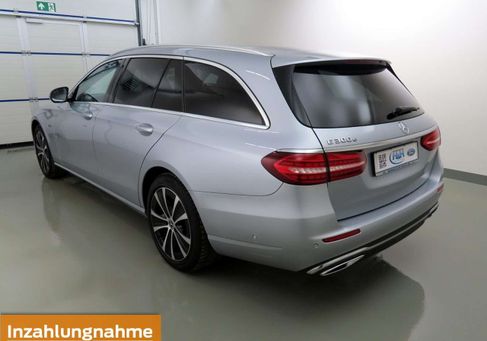 Mercedes-Benz E 300, 2021 3