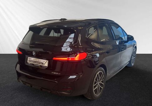BMW 220, 2025 3