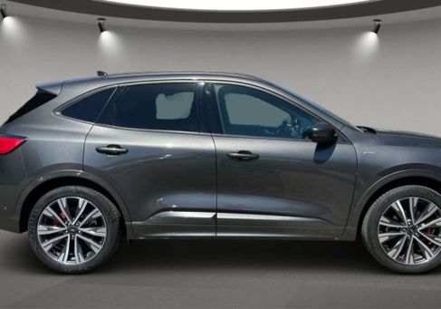 Ford Kuga, 2022