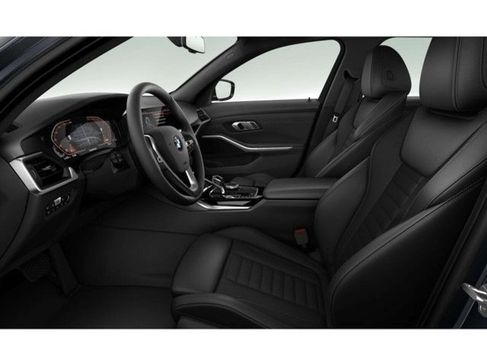 BMW 320, 2022 3