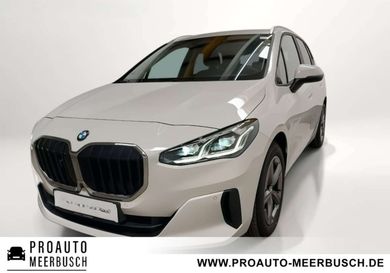 BMW 218, 2024