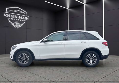 Mercedes-Benz GLC 220, 2018 3