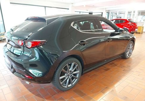 Mazda 3, 2022