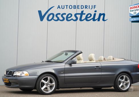 Volvo C70, 2004