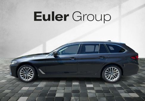 BMW 520, 2022
