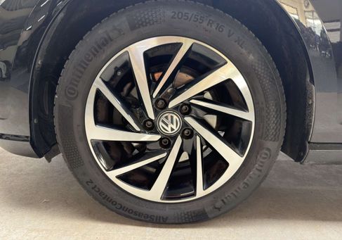 Volkswagen Golf, 2018 3