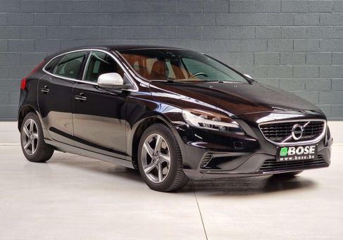 Volvo V40, 2018
