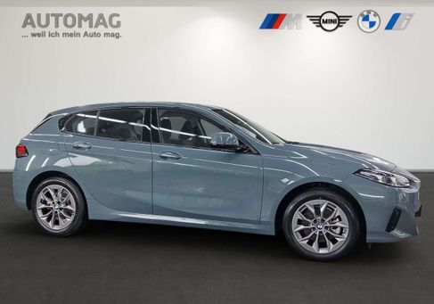 BMW 120, 2025