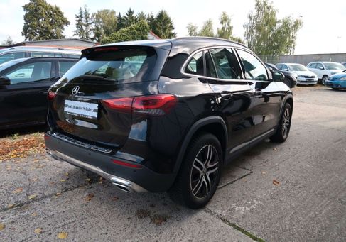 Mercedes-Benz GLA 200, 2020 3