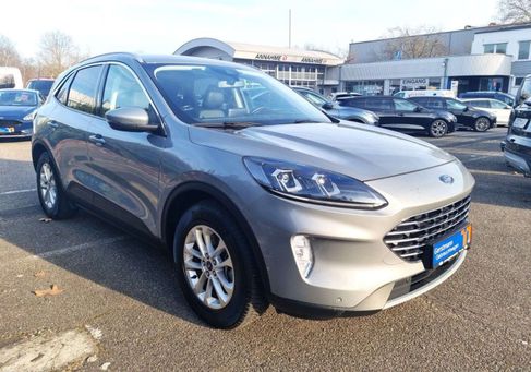 Ford Kuga, 2021