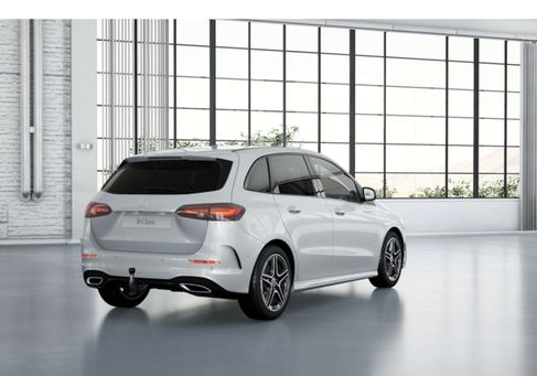 Mercedes-Benz B 200, 2023