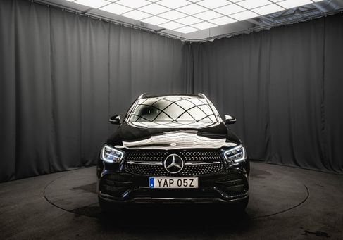 Mercedes-Benz GLC 300, 2022