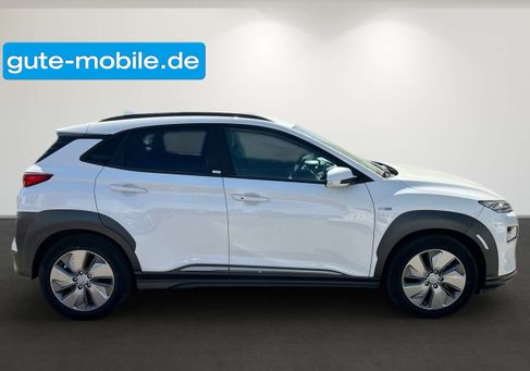 Hyundai Kona, 2021 3