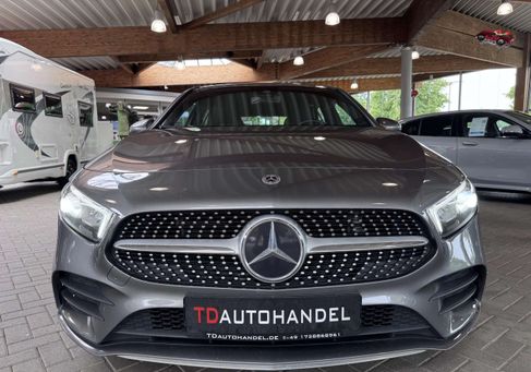 Mercedes-Benz A 200, 2022