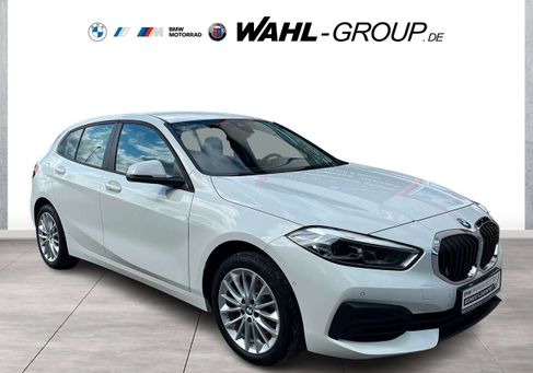 BMW 118, 2023