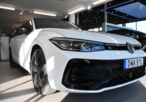 Volkswagen Passat Variant, 2025 3