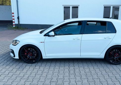 Volkswagen Golf, 2019 3