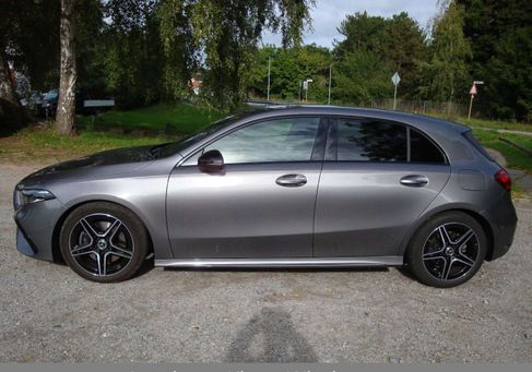 Mercedes-Benz A 220, 2024