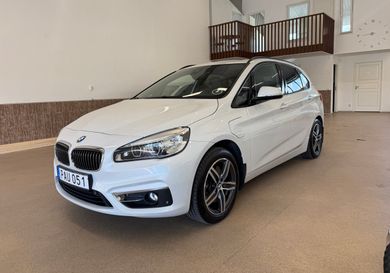 BMW 225 Active Tourer, 2016