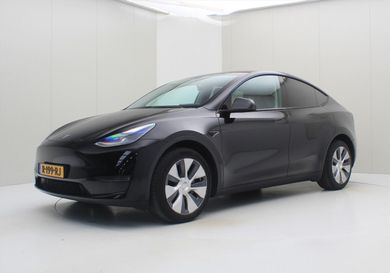 Tesla Model Y, 2022