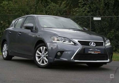 Lexus CT, 2016