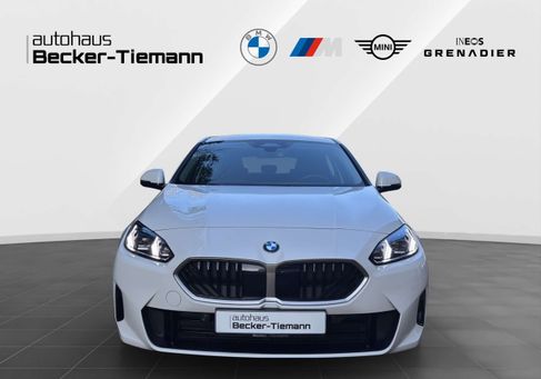 BMW 120, 2024