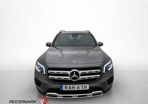Mercedes-Benz GLB 200, 2023