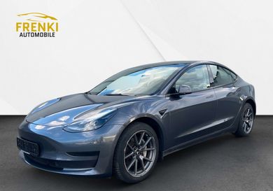 Tesla Model 3, 2022