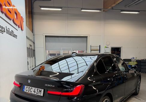 BMW 330, 2020 3