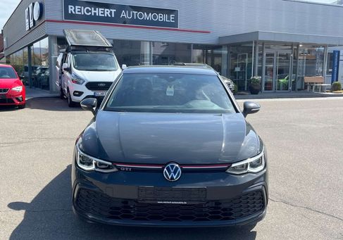 Volkswagen Golf, 2023 3