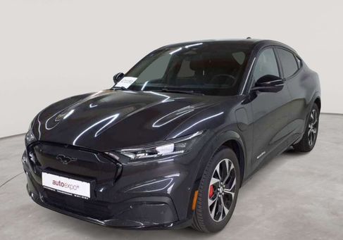 Ford Mustang, 2022